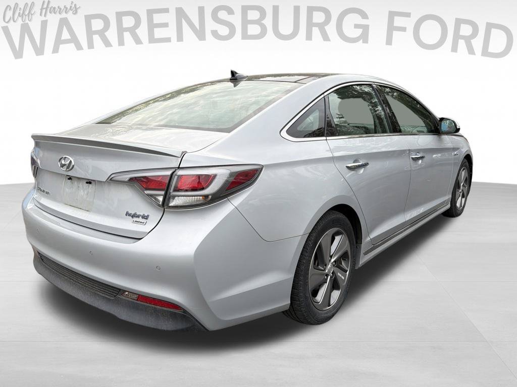 Used 2017 Hyundai Sonata Limited w/ Ultimate Package 02 FWD image 7