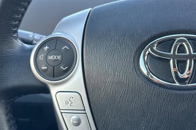 Used 2014 Toyota Prius Four image 25