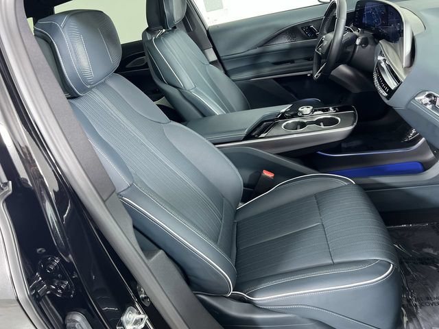 Used 2025 Cadillac Lyriq Sport w/ Nappa Leather Package AWD/4WD image 29