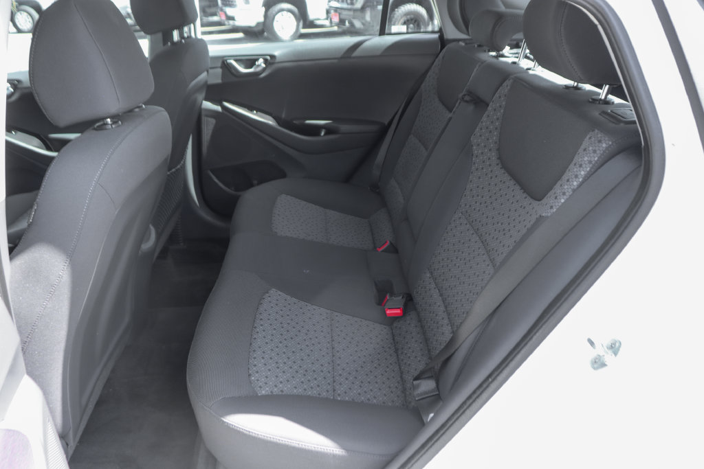 Used 2019 Hyundai Ioniq Electric FWD image 32