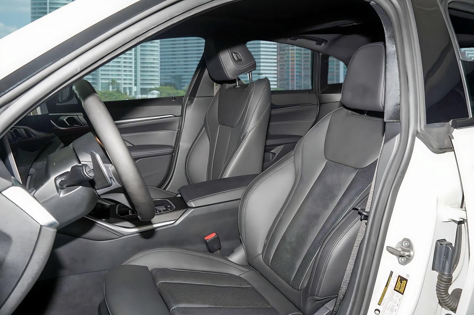 Used 2024 BMW 430i Gran Coupe w/ M Sport Package (Priority 1) RWD image 17
