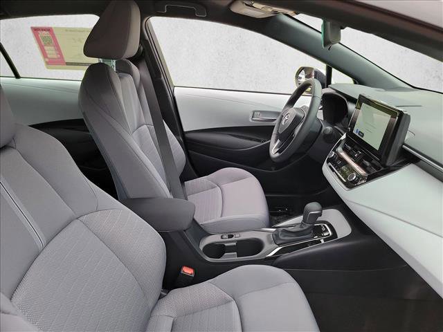 Used 2026 Toyota Corolla SE FWD image 15
