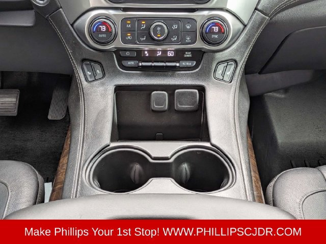Used 2017 Chevrolet Suburban LT w/ Luxury Package RWD image 18