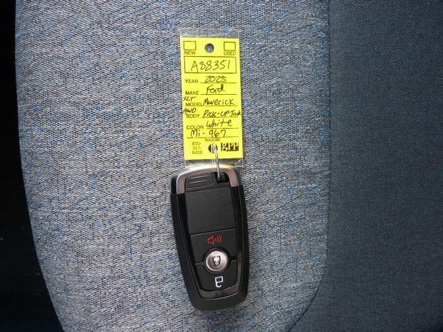 Used 2025 Ford Maverick XLT w/ Equipment Group 302A image 42