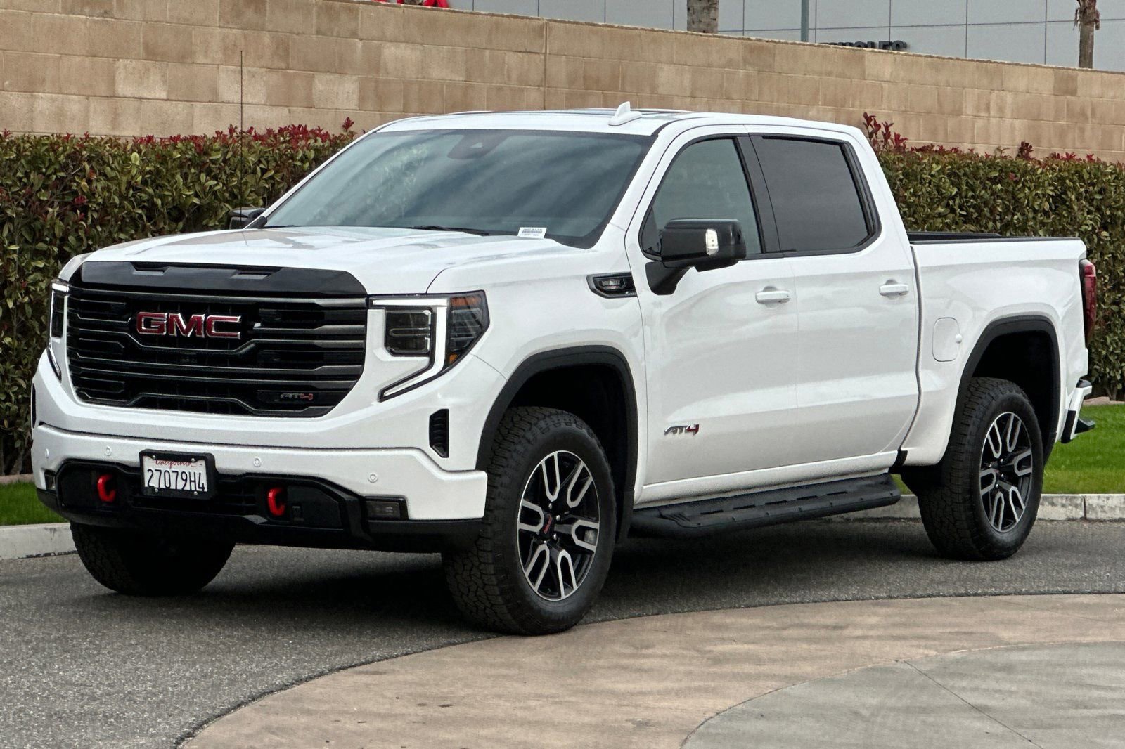 Certified 2026 GMC Sierra 1500 AT4 w/ AT4 Premium Package image 8