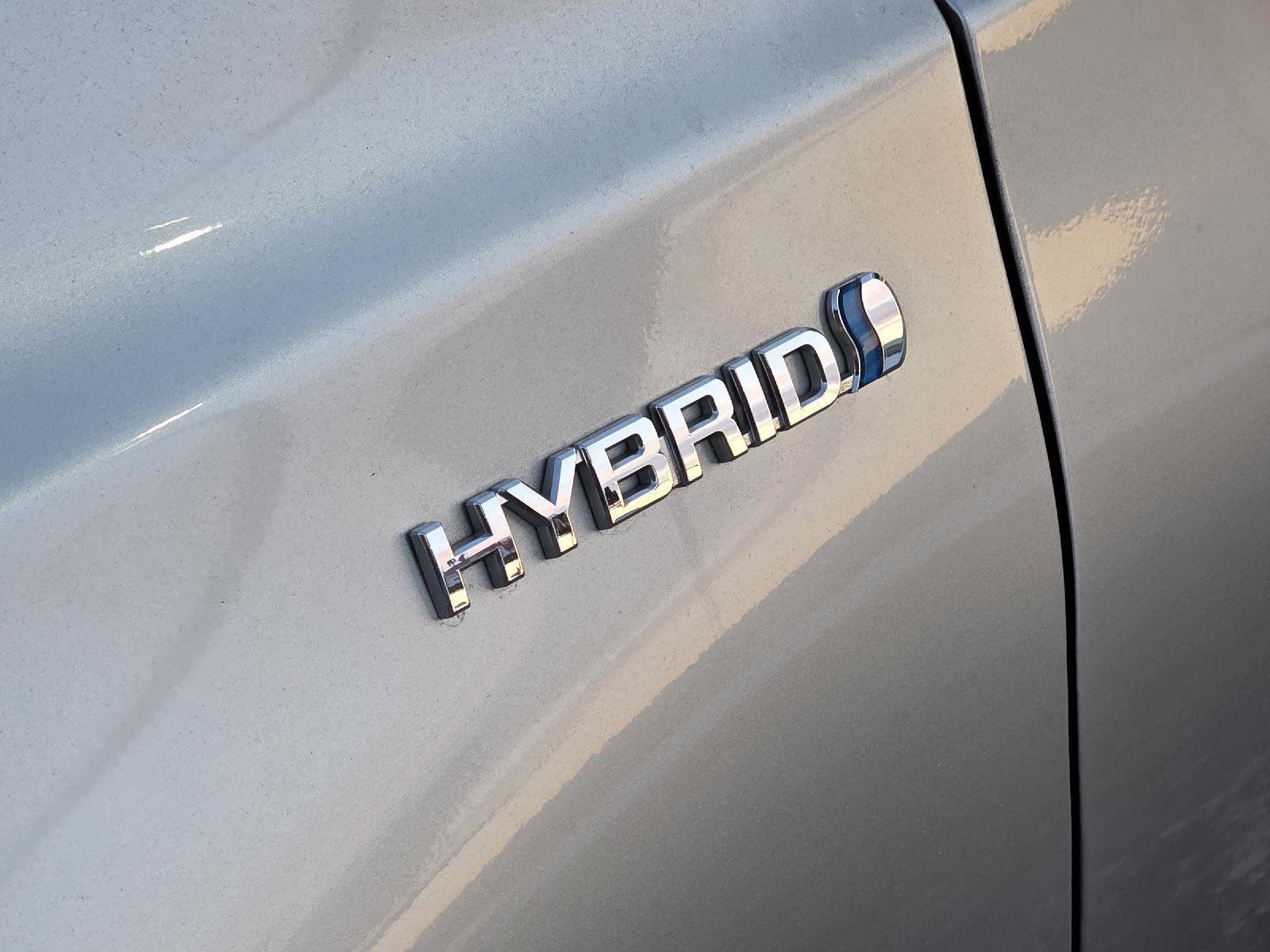 Used 2017 Toyota Camry XLE image 39