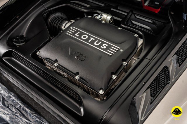 New 2025 Lotus Emira image 17