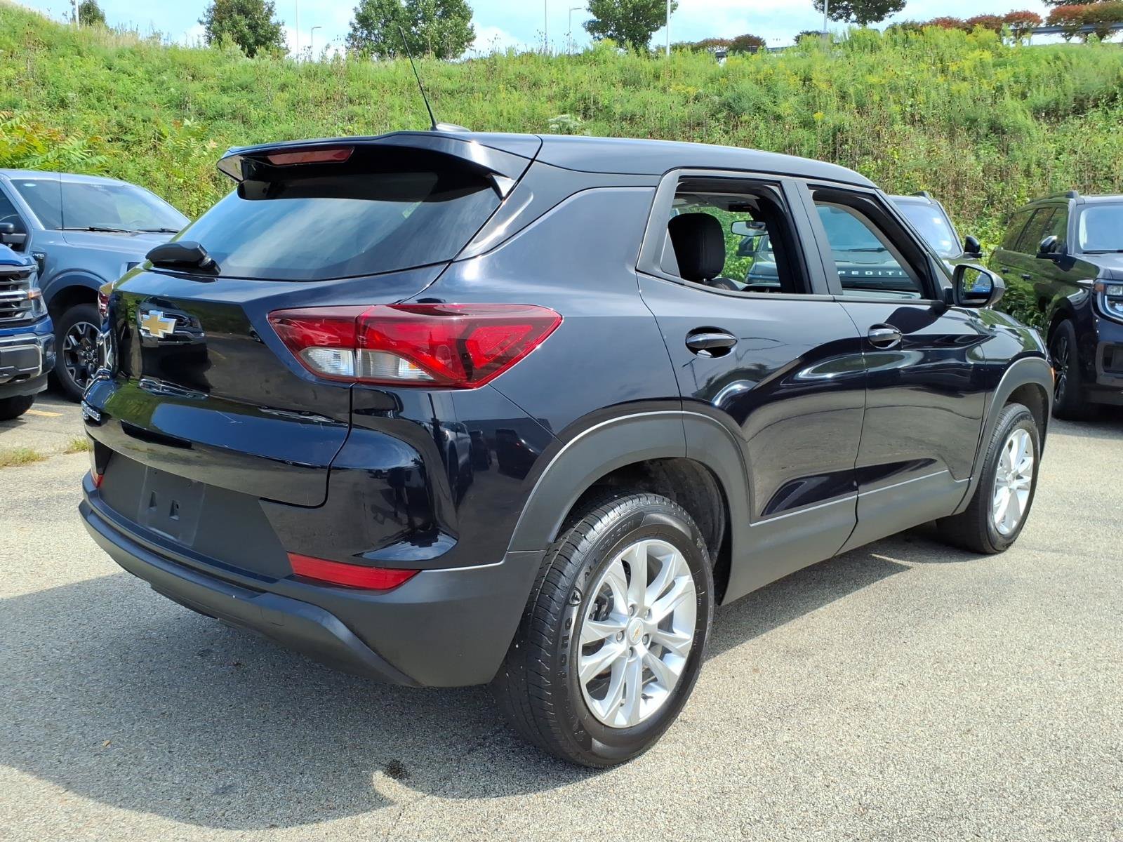 Used 2021 Chevrolet TrailBlazer LS AWD/4WD image 5