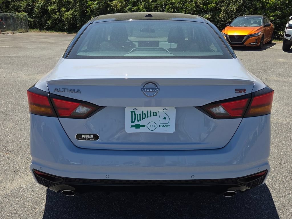 New 2026 Nissan Altima 2.5 SR w/ SR Premium Package FWD image 9