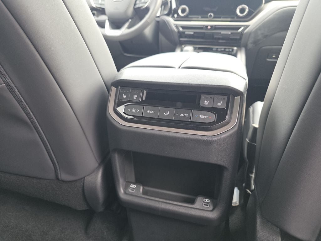 New 2026 Lexus TX 500h AWD image 27