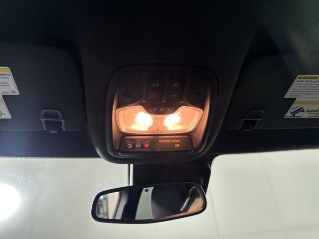 Used 2021 Chevrolet TrailBlazer RS w/ Sun and Liftgate Package image 24