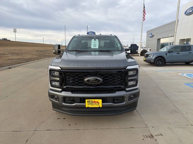 New 2026 Ford F250 Lariat w/ Black Appearance Package image 8