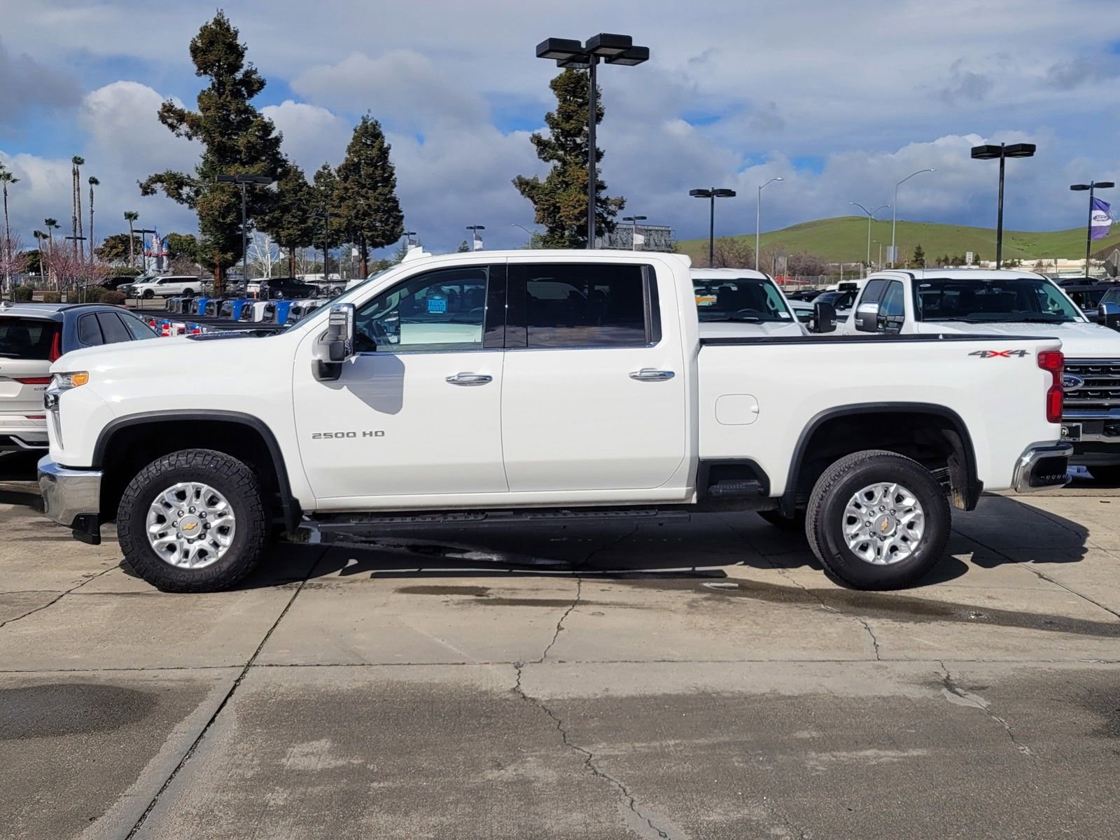 Used 2023 Chevrolet Silverado 2500 LTZ image 7