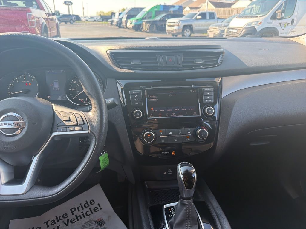 Used 2020 Nissan Rogue Sport S AWD/4WD image 16