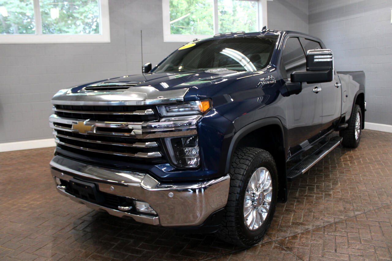 Used 2020 Chevrolet Silverado 2500 High Country image 3