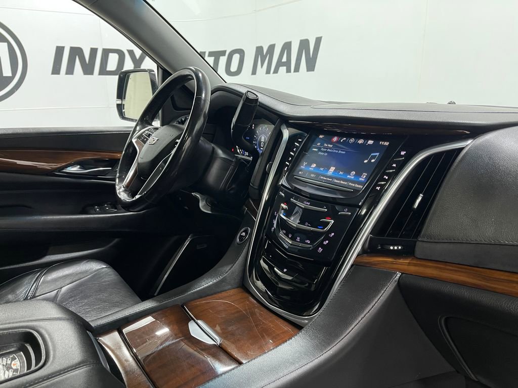 Used 2018 Cadillac Escalade Premium Luxury image 23