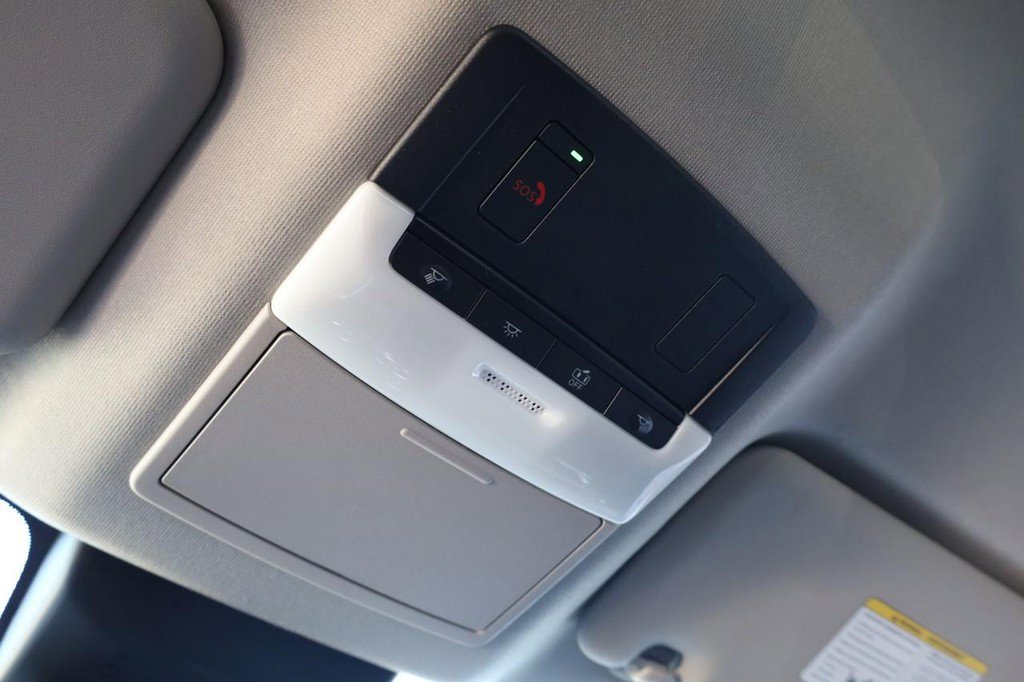 New 2025 Nissan Sentra SV image 17