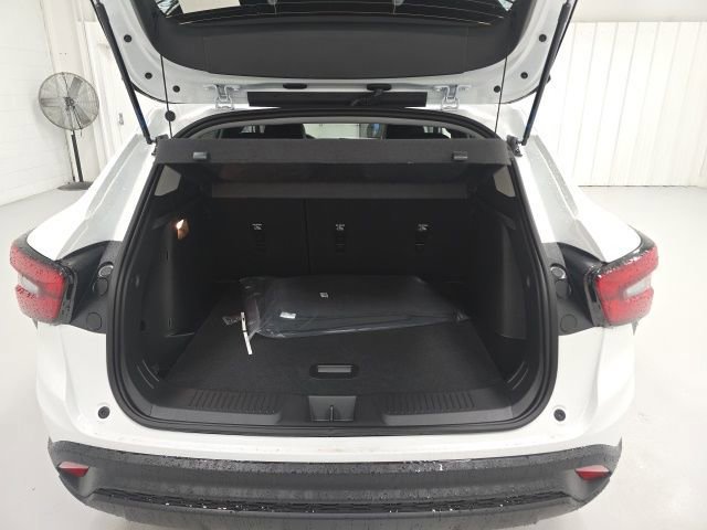 New 2026 Chevrolet Trax LT w/ Driver Confidence Package image 25