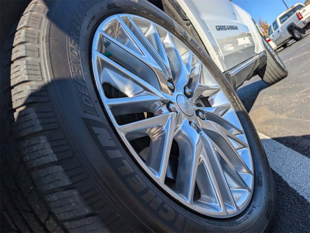 Used 2018 Jeep Grand Cherokee Summit w/ Skid Plate Group image 9