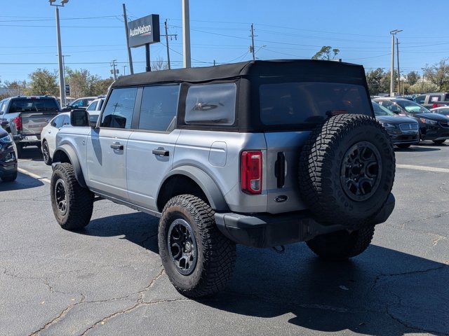 Used 2023 Ford Bronco Black Diamond image 8