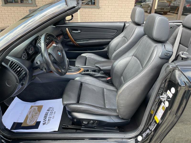 Used 2008 BMW 135i Convertible RWD image 24