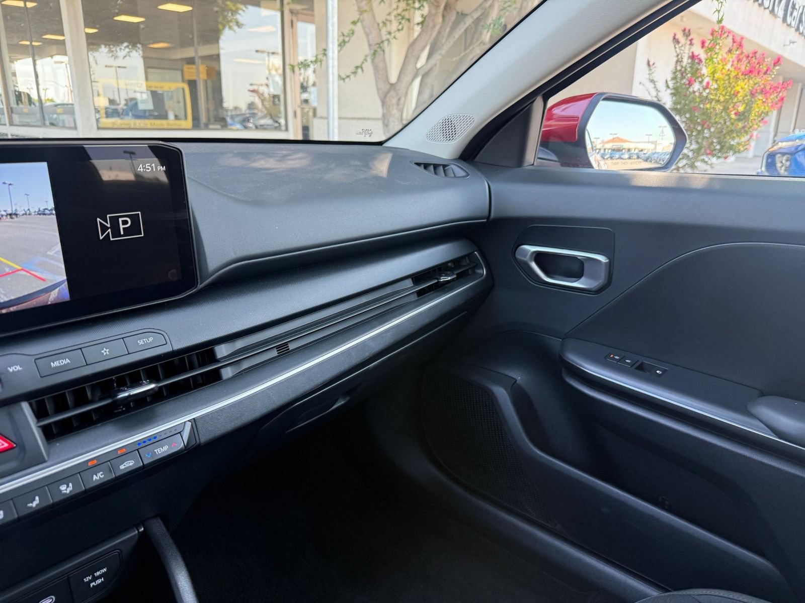 Used 2026 Kia K4 FWD image 33