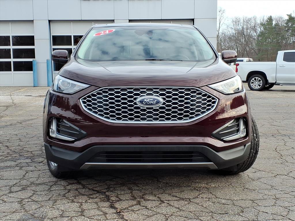 Used 2024 Ford Edge SEL w/ Convenience Package image 2
