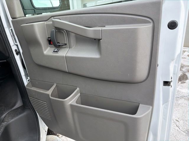 Used 2024 GMC Savana 2500 w/ Driver Convenience Package image 23