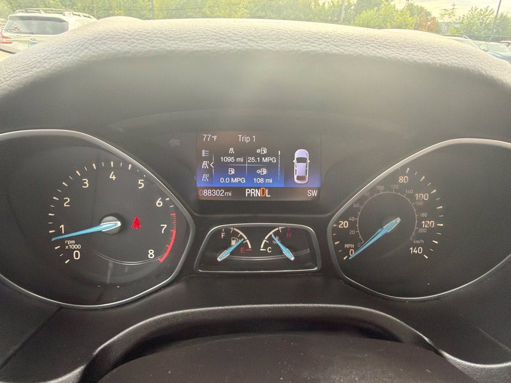 Used 2016 Ford Focus SE FWD image 32