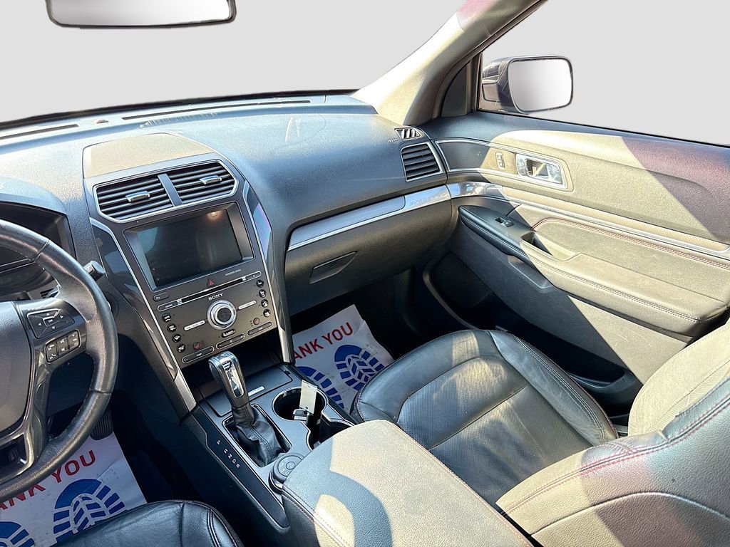 Used 2018 Ford Explorer Sport image 23