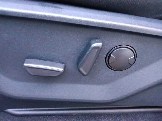 New 2026 Ford F150 XLT w/ Equipment Group 302A MID image 15