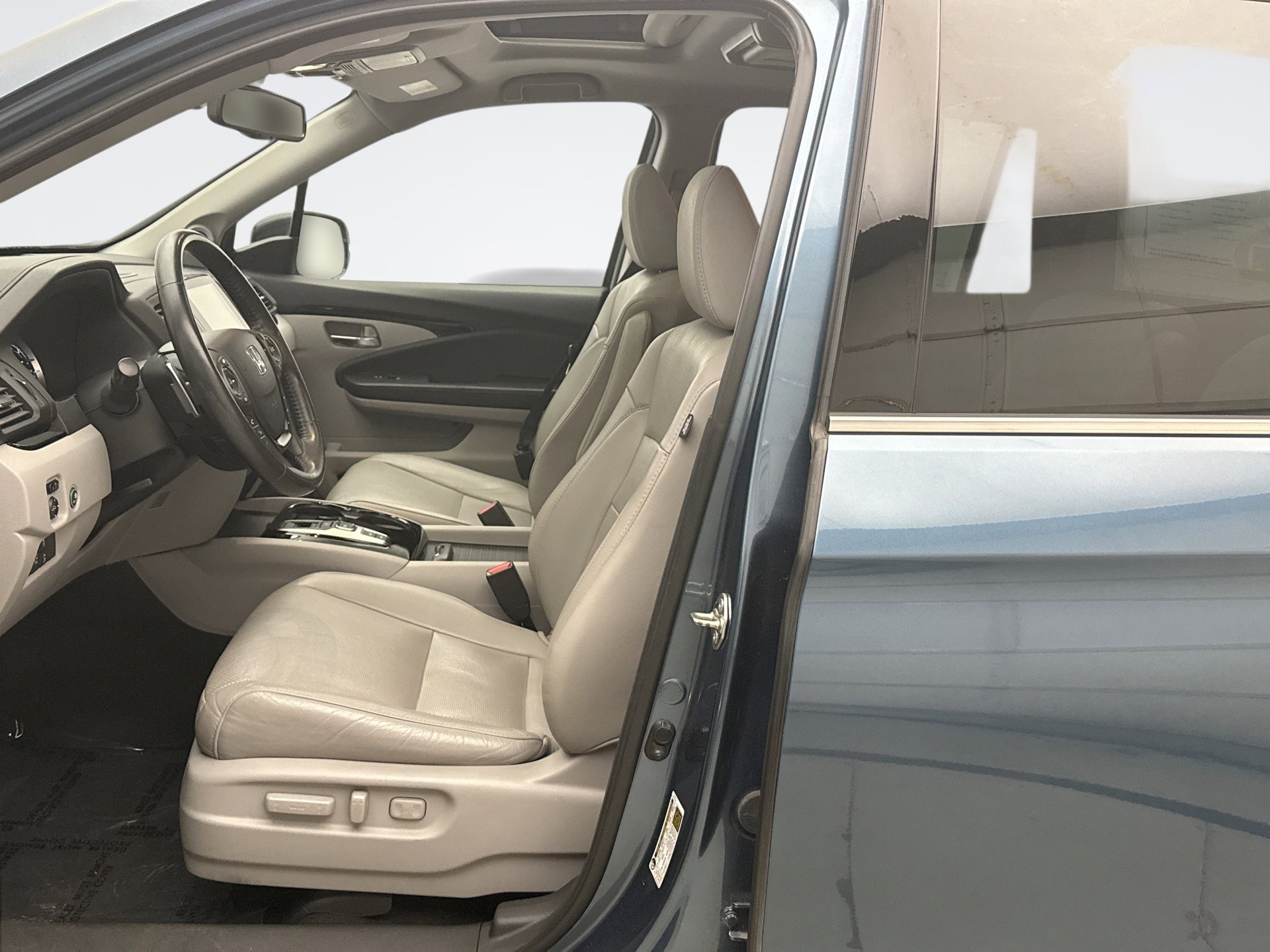 Used 2017 Honda Pilot Elite image 11