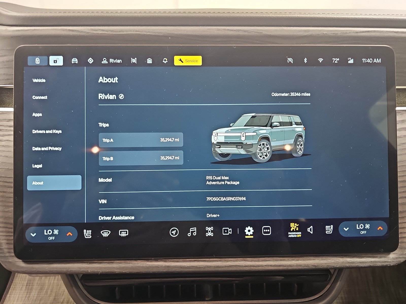 Used 2024 Rivian R1S Adventure AWD/4WD image 29