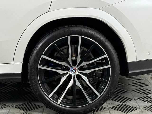 Used 2023 BMW X6 M50i w/ Executive Package AWD/4WD image 14