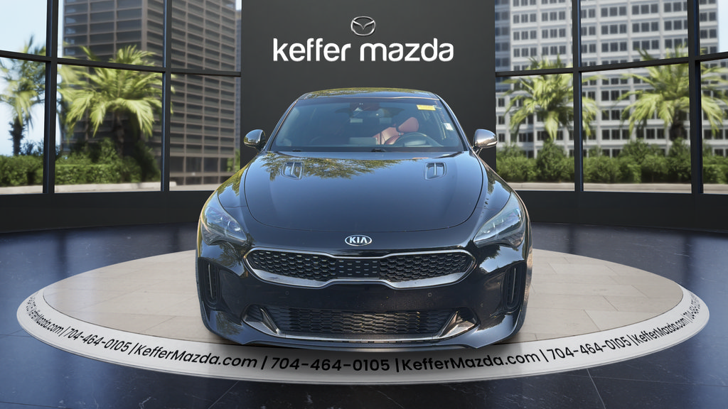 Used 2018 Kia Stinger GT2 AWD/4WD image 2