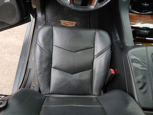 Used 2017 Cadillac Escalade Premium Luxury AWD/4WD image 19