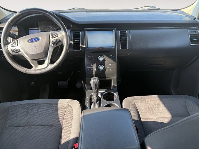 Used 2015 Ford Flex SEL w/ Class III Trailer Tow Package FWD image 10