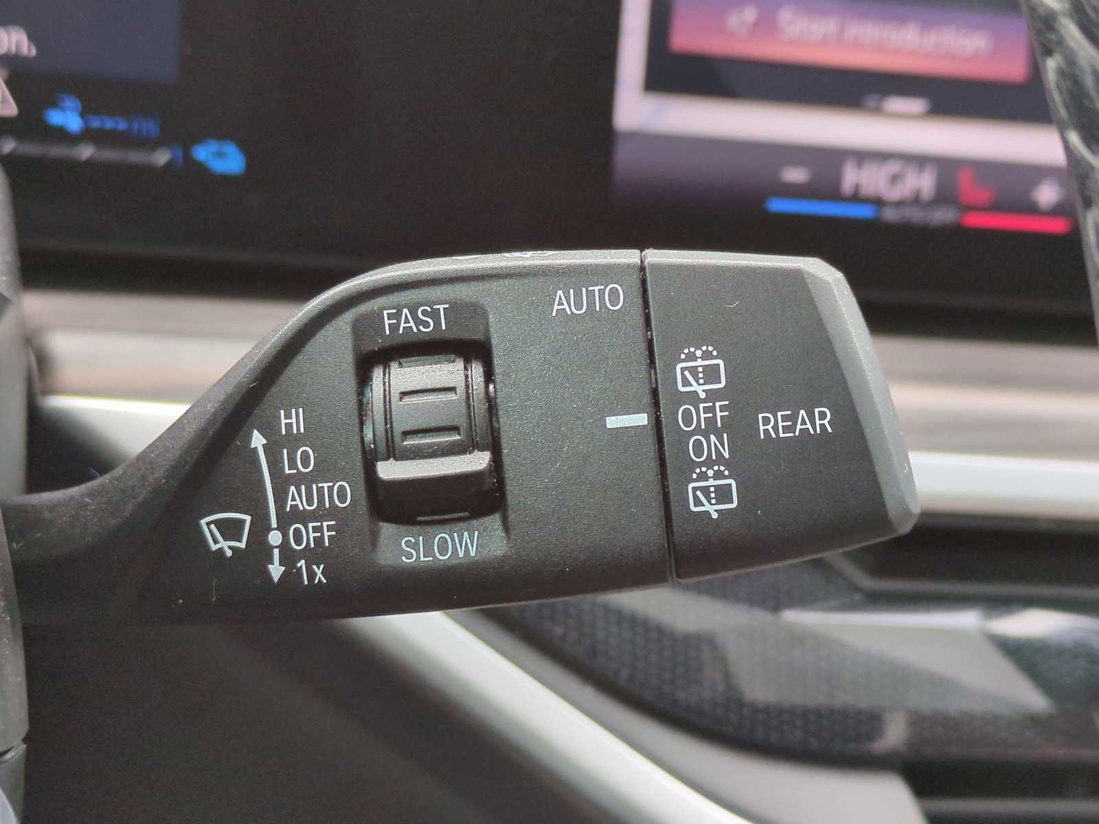 Certified 2024 BMW X5 xDrive50e w/ Premium Package image 26