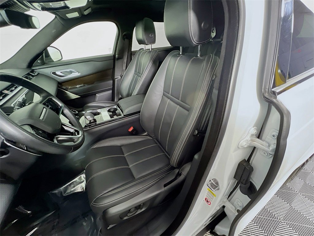 Used 2023 Land Rover Range Rover Velar HST image 21