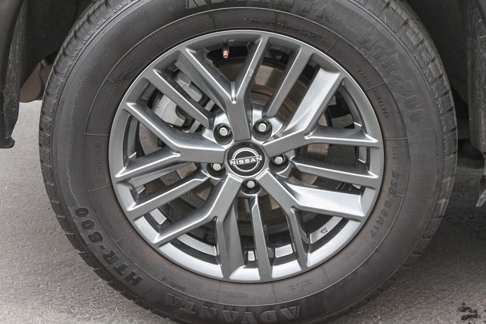 Used 2024 Nissan Rogue S image 11