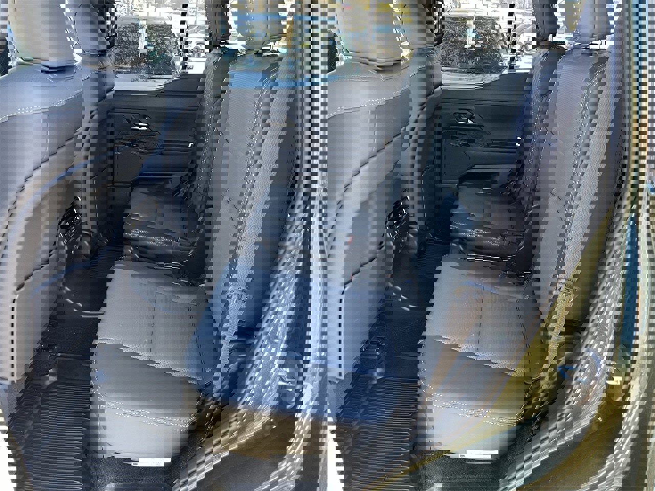 Used 2025 Lexus GX 550 w/ Cold Area Package image 29