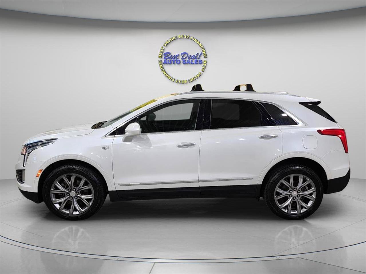 Used 2019 Cadillac XT5 Luxury AWD/4WD image 2