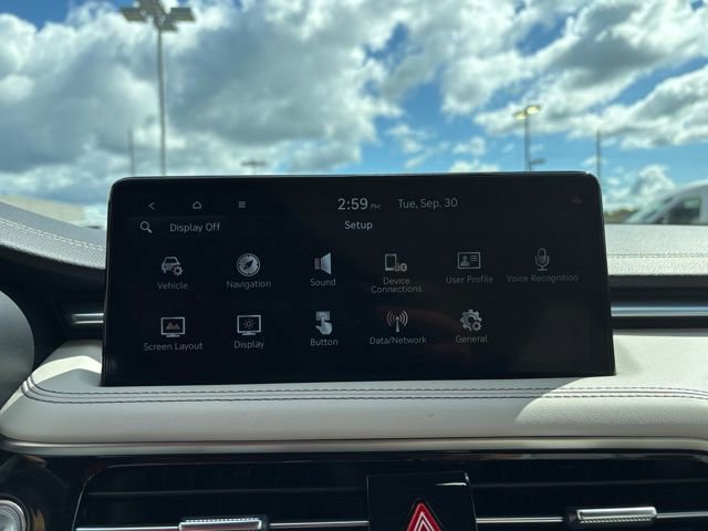 Used 2025 Genesis G70 2.5T image 18