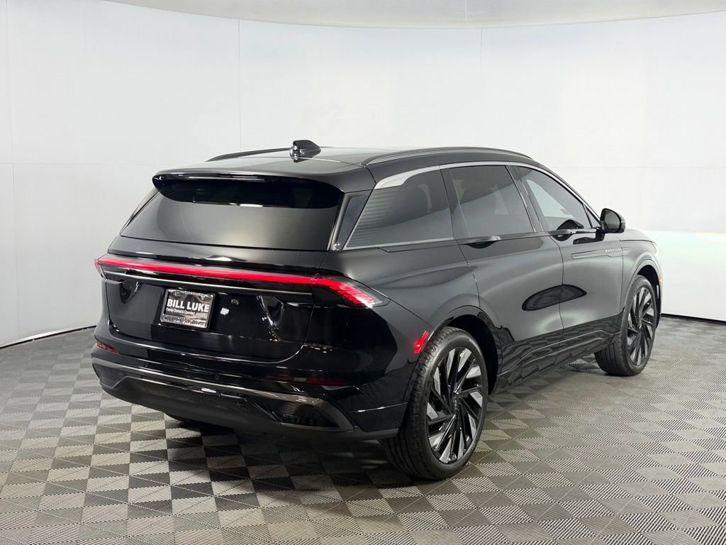Used 2025 Lincoln Nautilus Black Label w/ Jet Appearance Package AWD/4WD image 8