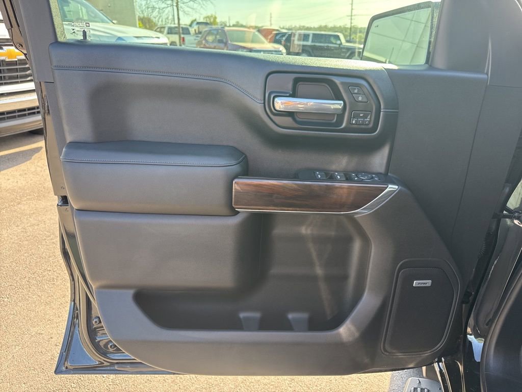 Used 2019 GMC Sierra 1500 SLT w/ SLT Premium Plus Package image 10