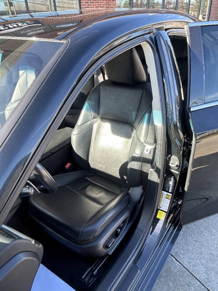 Used 2021 Lexus ES 300h w/ Accessory Package 2 image 31