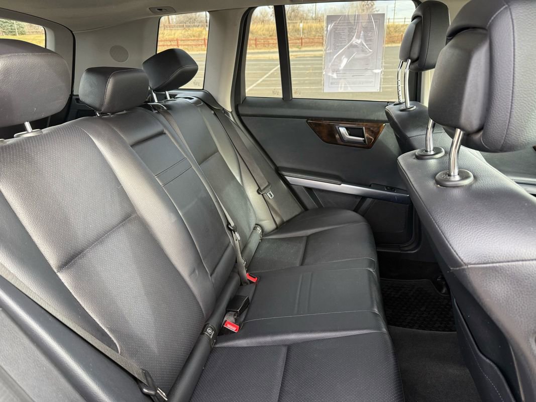 Used 2013 Mercedes-Benz GLK 350 4MATIC image 18