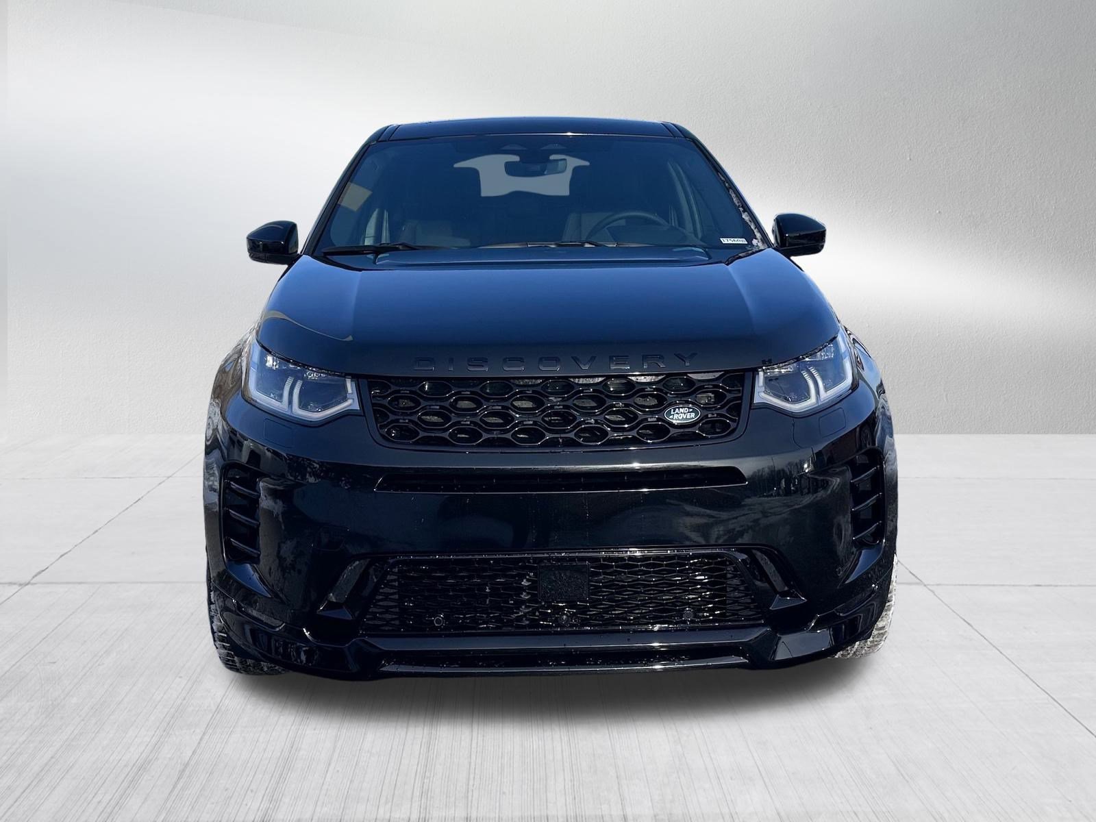 New 2026 Land Rover Discovery Sport Landmark image 2