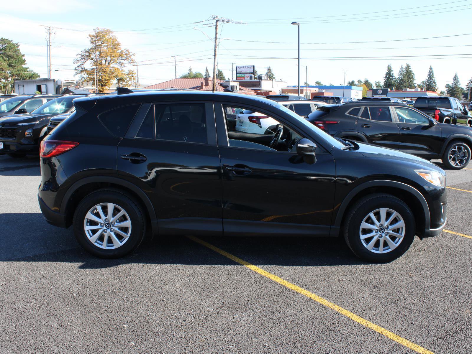 Used 2015 MAZDA CX-5 Touring image 4