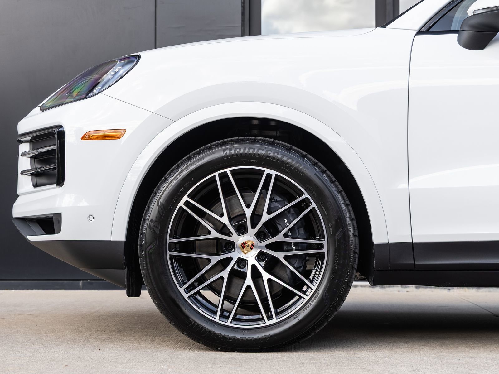Certified 2026 Porsche Cayenne AWD/4WD image 13